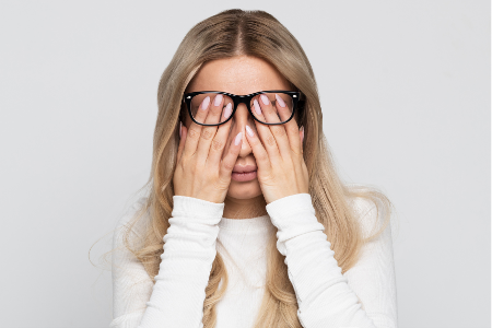 A fadiga é um sintoma comum das espondiloartrites.