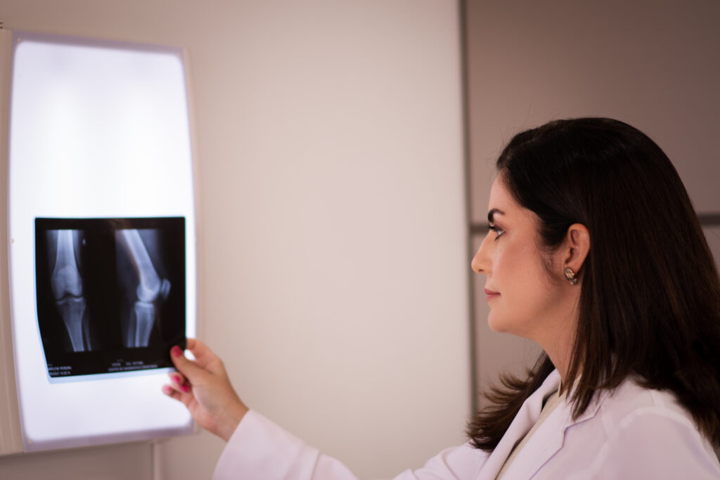 Reumatologista é o médico que avalia doenças musculoesqueléticas