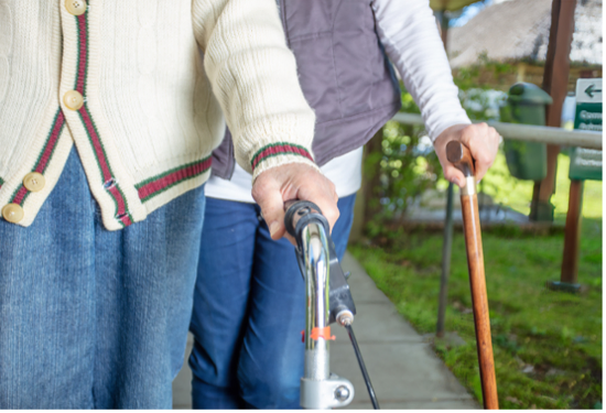 Dispositivos de marcha e sua importância na artrose.